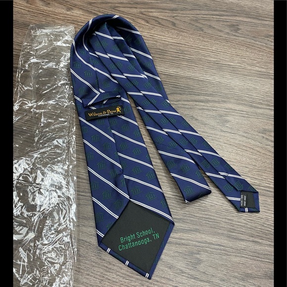 Wilson & Bow NWT Navy Bright School Stripe Tie - Picture 2 of 6